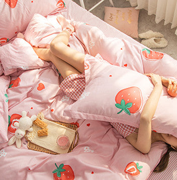 Cute Strawberry Bedding Set JK2530
