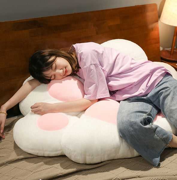 Lovely Cats Paw Cushion JK2562