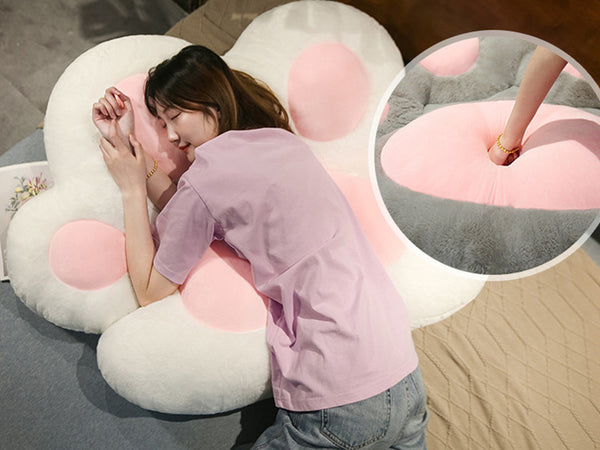 Lovely Cats Paw Cushion JK2562