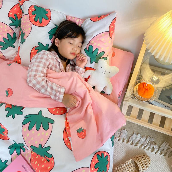 Sweet Strawberry Bedding Set JK2365