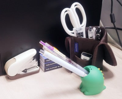 Lovely Cats Mini Pen Container JK2488