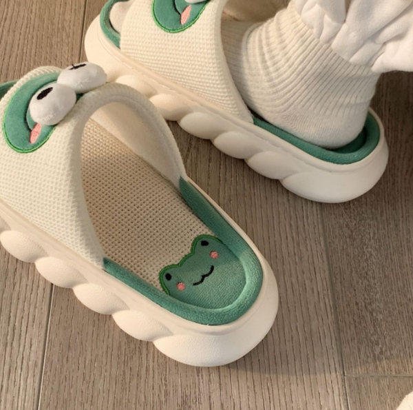 Lovely Frog Slippers JK3323
