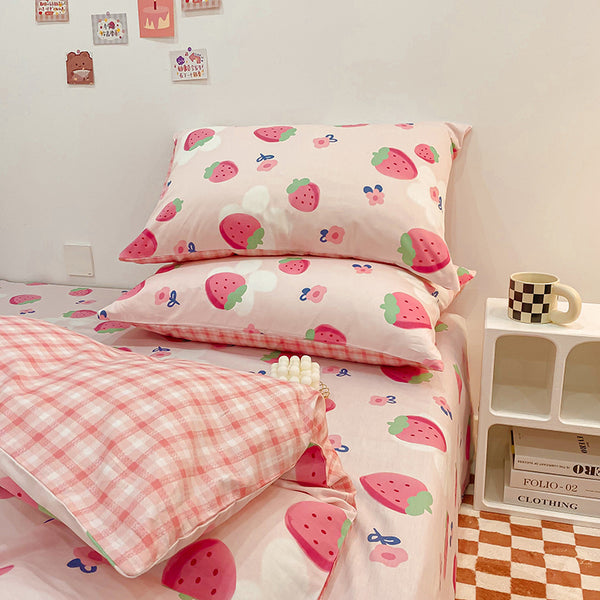 Cute Strawberry Bedding Set JK3013