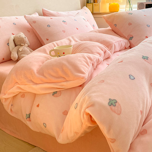 Soft Strawberry Bedding Set JK3342